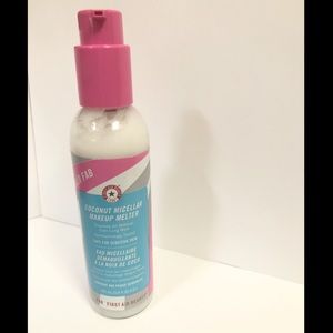 First Aid Beauty Coconut Micellar Makeup Melter
